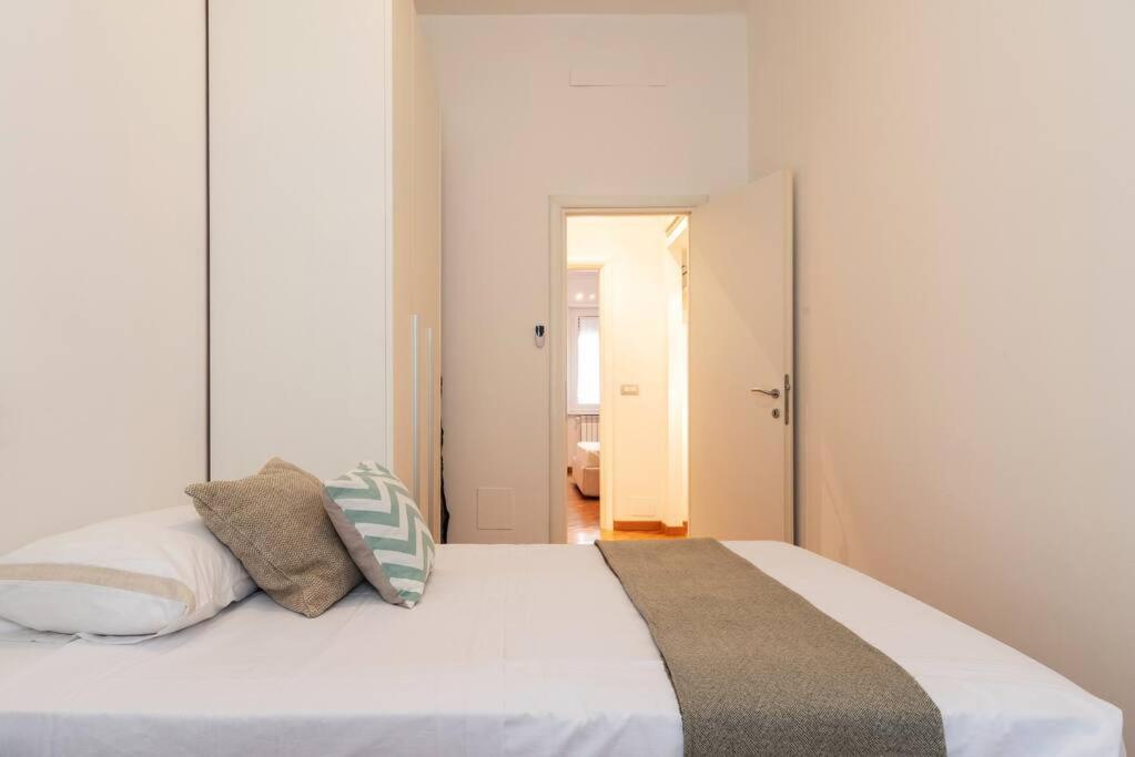 Eva Flexyrent Apartment มิลาน ภายนอก รูปภาพ