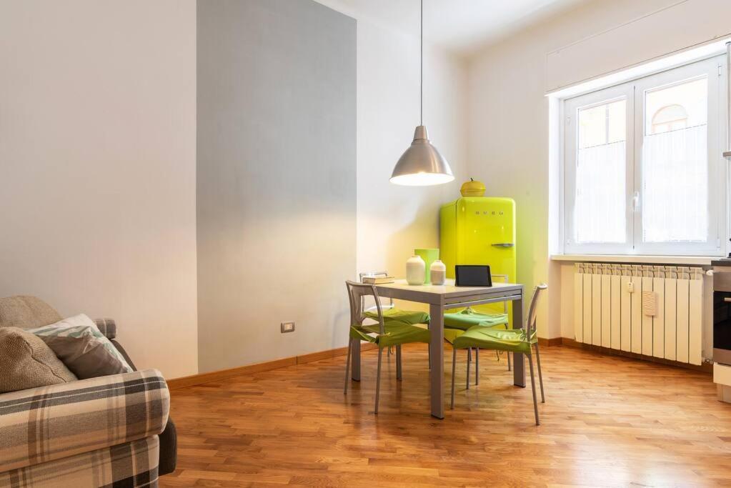 Eva Flexyrent Apartment มิลาน ภายนอก รูปภาพ